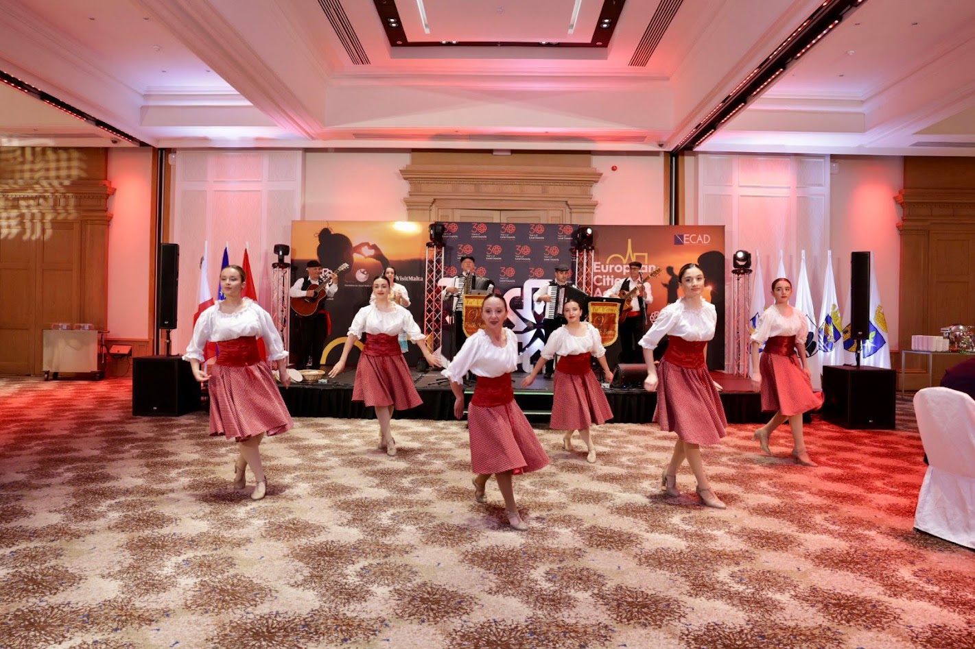 1b20a974-4c93-443d-a80f-ea2e1807552f